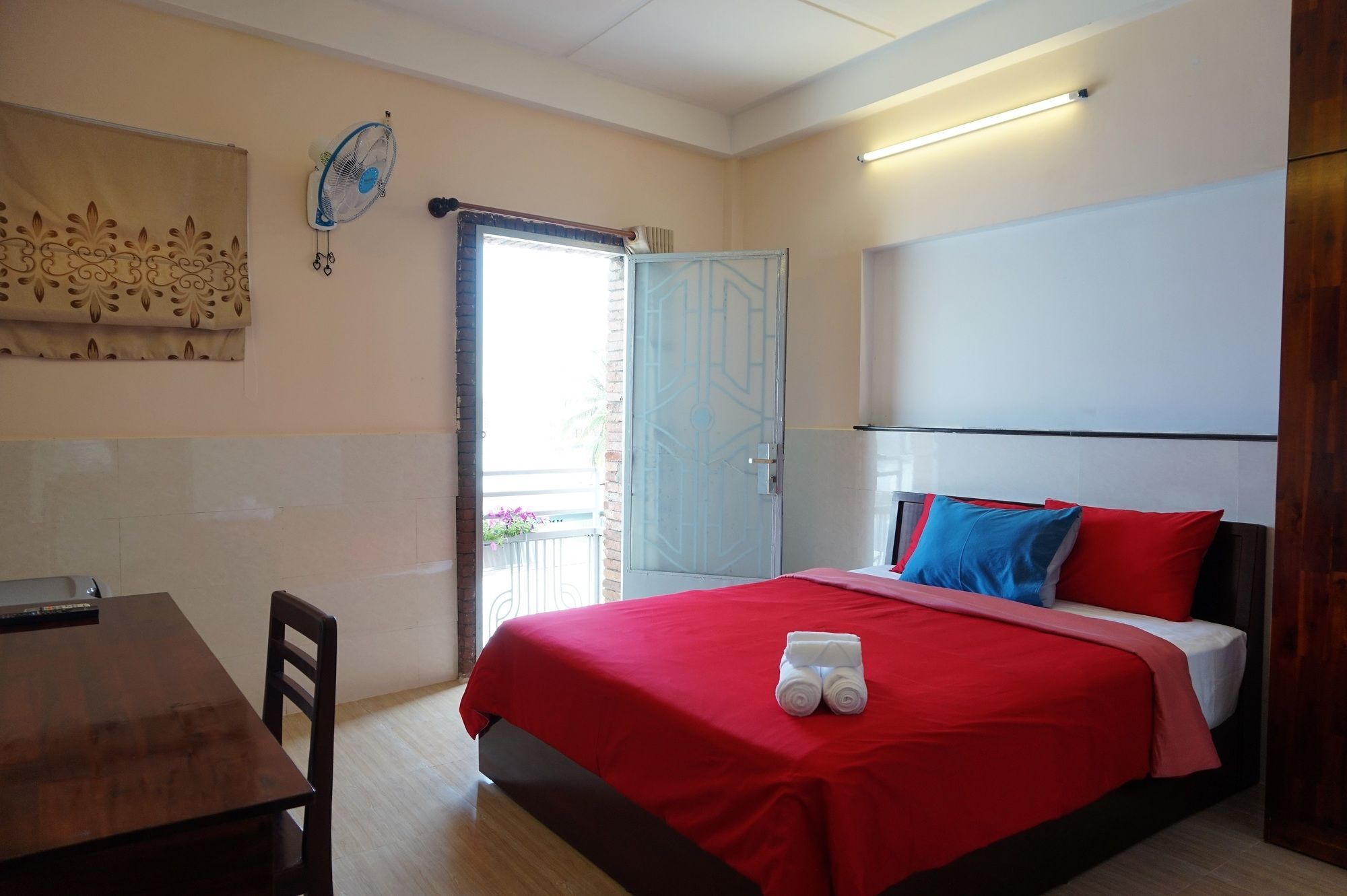 Reddoorz Near Khu Che Xuat Tan Thuan 2 Hotell Ho Chi Minh-byen Eksteriør bilde