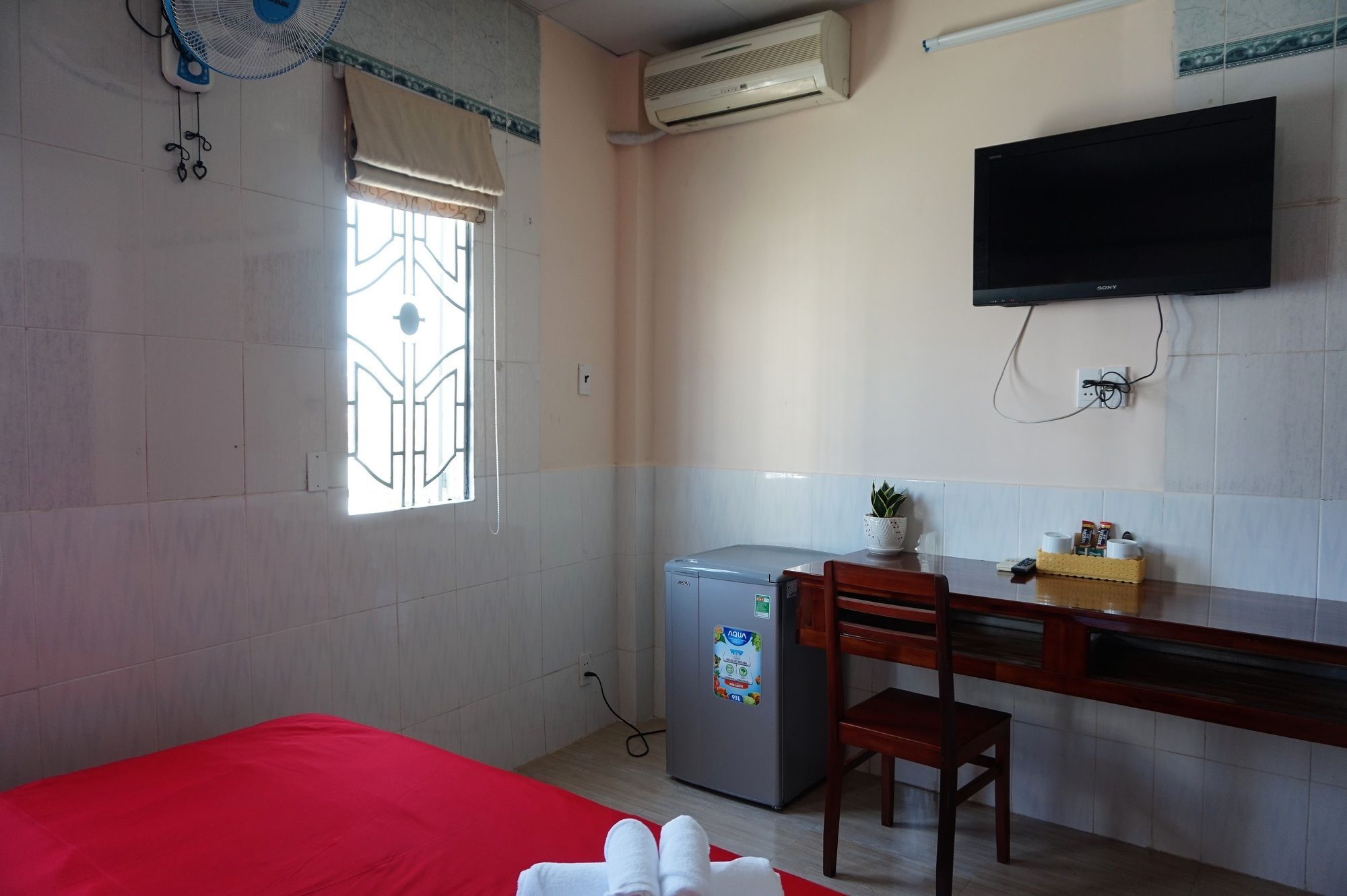 Reddoorz Near Khu Che Xuat Tan Thuan 2 Hotell Ho Chi Minh-byen Eksteriør bilde