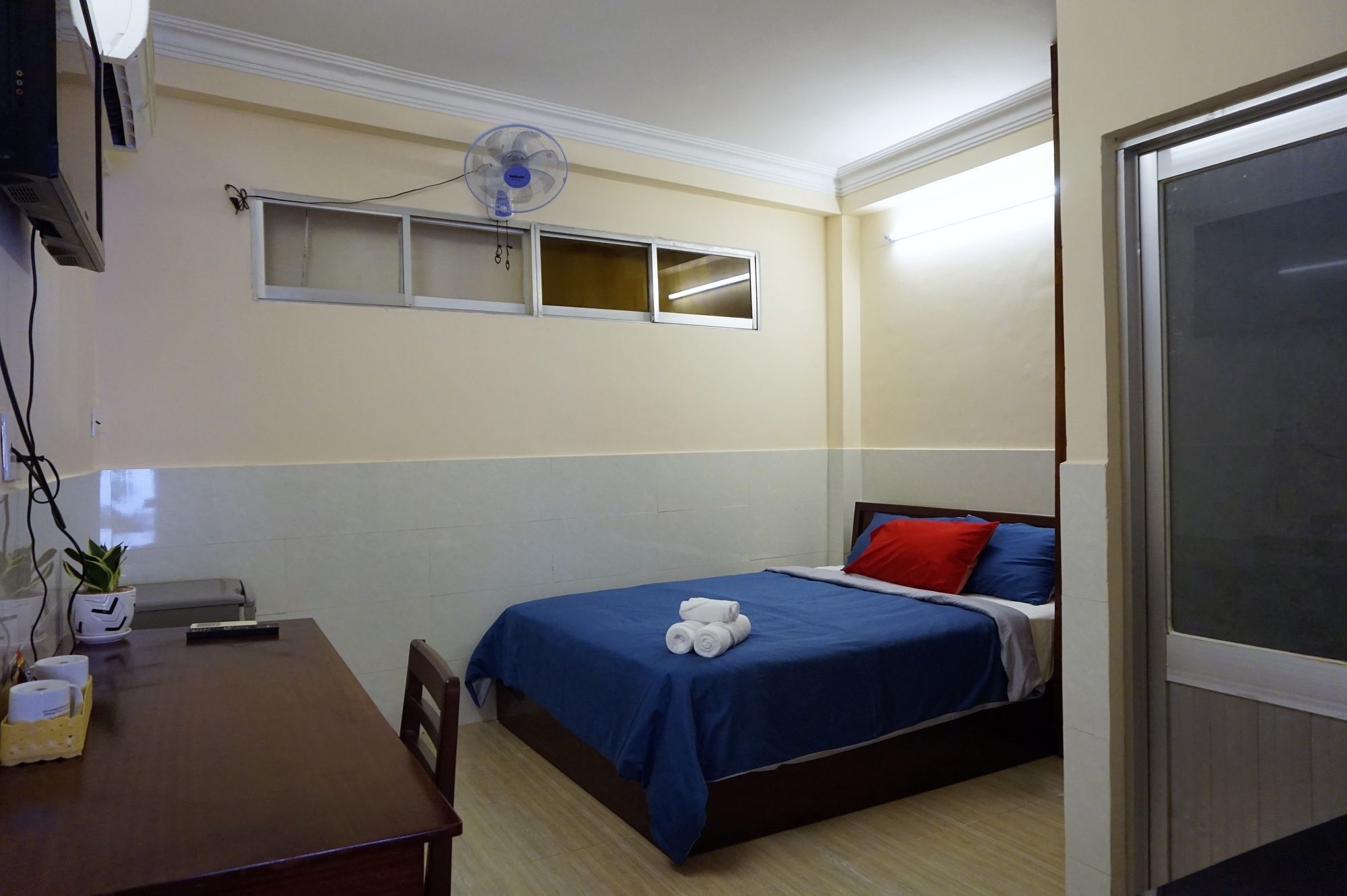 Reddoorz Near Khu Che Xuat Tan Thuan 2 Hotell Ho Chi Minh-byen Eksteriør bilde