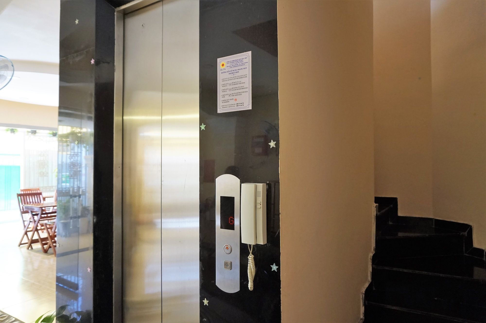 Reddoorz Near Khu Che Xuat Tan Thuan 2 Hotell Ho Chi Minh-byen Eksteriør bilde