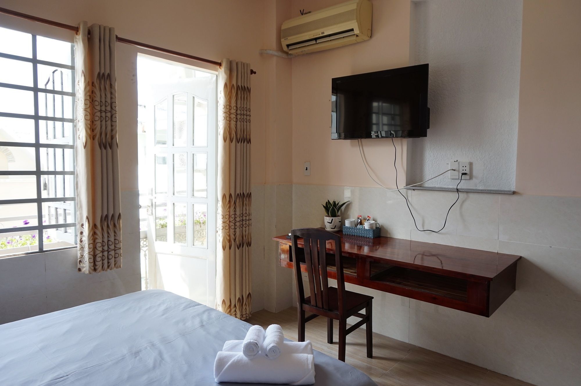 Reddoorz Near Khu Che Xuat Tan Thuan 2 Hotell Ho Chi Minh-byen Eksteriør bilde