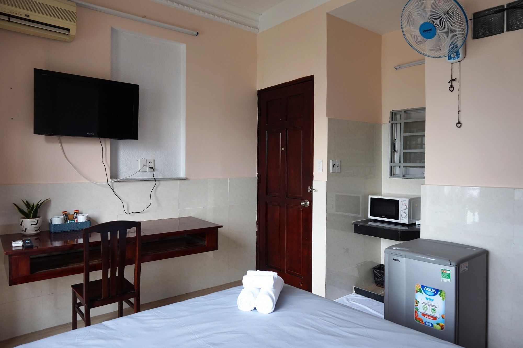 Reddoorz Near Khu Che Xuat Tan Thuan 2 Hotell Ho Chi Minh-byen Eksteriør bilde