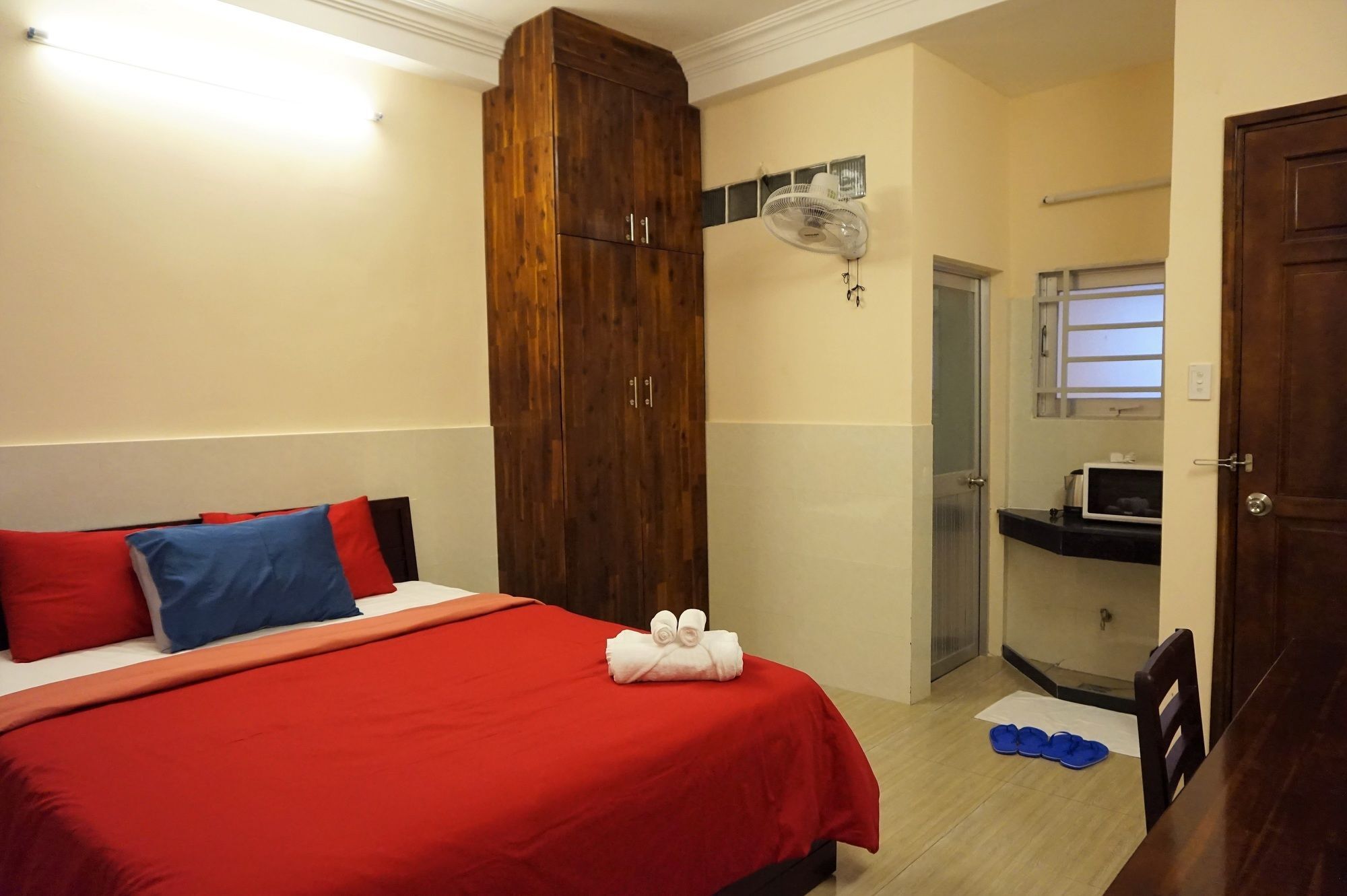 Reddoorz Near Khu Che Xuat Tan Thuan 2 Hotell Ho Chi Minh-byen Eksteriør bilde